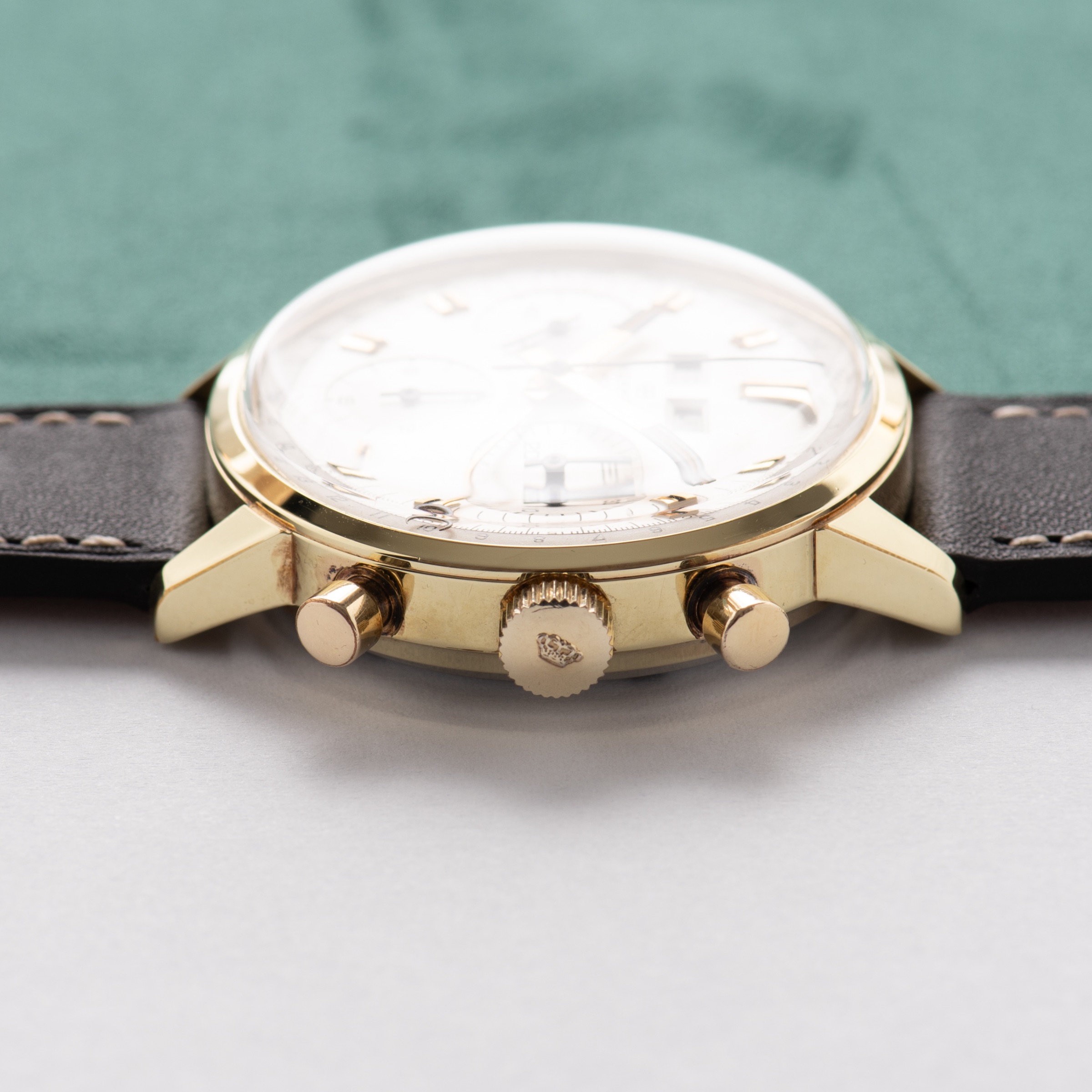 Vue de Wakmann Triple Date Chronograph — Cal. Valjoux 730 — 1970